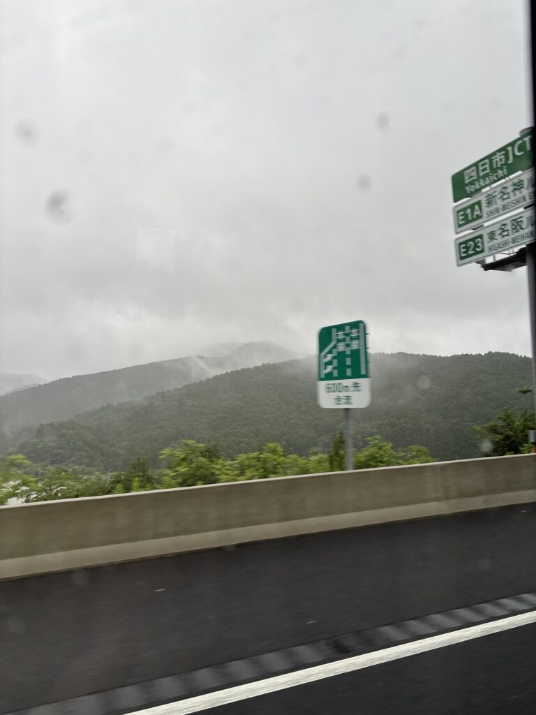 高速バス風景