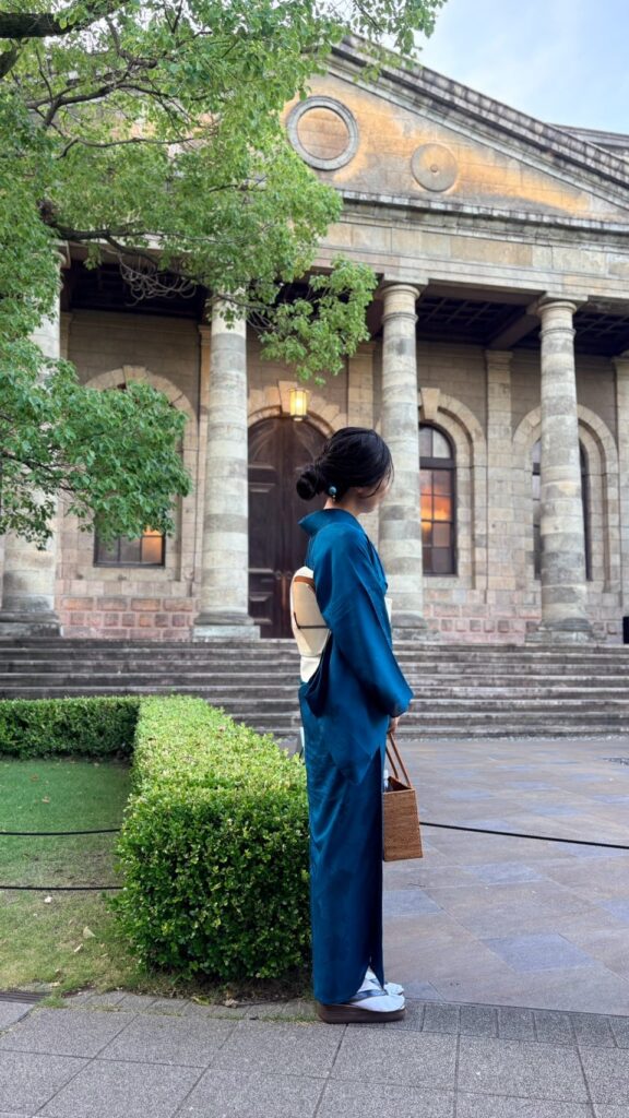 旧桜宮公会堂と着物の私